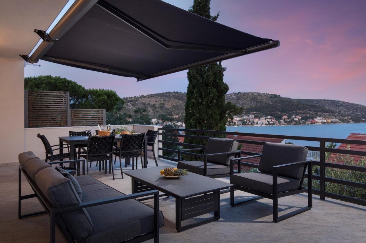 The Grande - Huge Terrace - Amazing Sea Views - Tastefully Furnished - Access To Rooftop Terrace And Gym - Hillside Apartments Rogoznica Рогозница Екстериор снимка